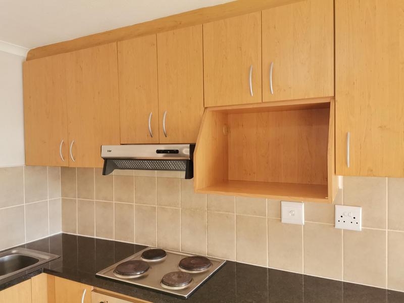 To Let 1 Bedroom Property for Rent in Gordons Bay Western Cape